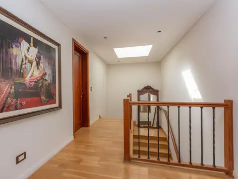 Casa en venta en barrio Los Miradores I