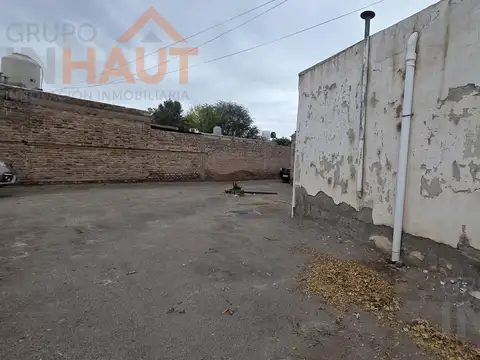 Casa 5 ambientes con 1 baño