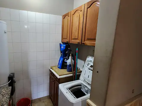 Bernaldo De Quirós 2600