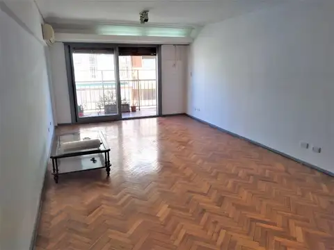 Departamento 4 ambientes con 3 baños