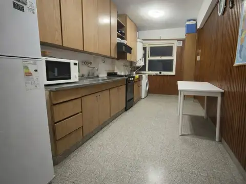 Departamento 4 ambientes con 2 baños