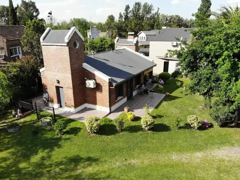 Hermosa Casa en Barrio Cerrado El Palomar