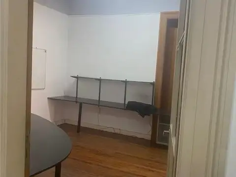 Oficina en Venta 80 años