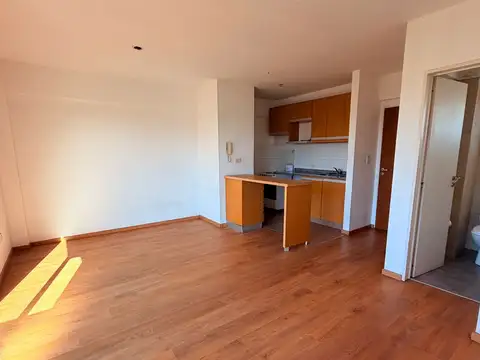Monoambiente en alquiler en Morón Sur