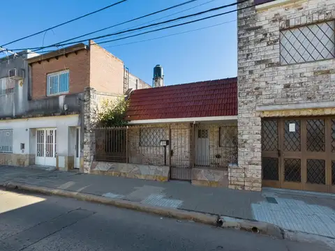 Casa venta Barrio azcuenaga 3 dormitorios amplio terraza oportunidad apta credito inversion luminoso