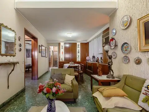 Casa en Venta en Azcuenaga, USD 140.000