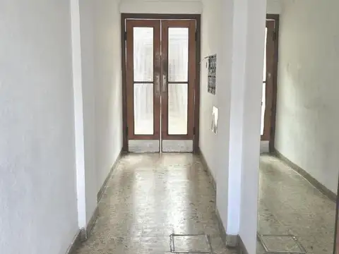 Ramón Falcón 4459: PH 2amb.   patio, todo en excelente estado!