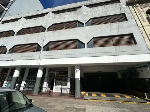 VENTA DE COCHERA EN ALMAGRO IDEAL INVERSOR
