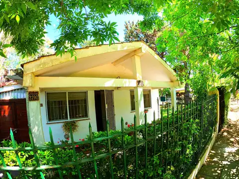 Casa 3 ambientes con 1 baño