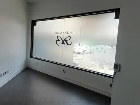 Doctor Pedro Ignacio Rivera 2700, Piso pb