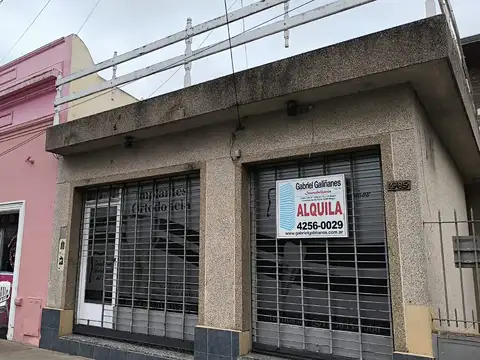 Local Comercial en Alquiler –Villa España.