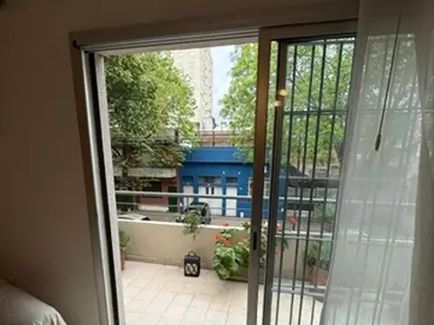 Depto Tipo Casa 4 ambientes con 2 baños