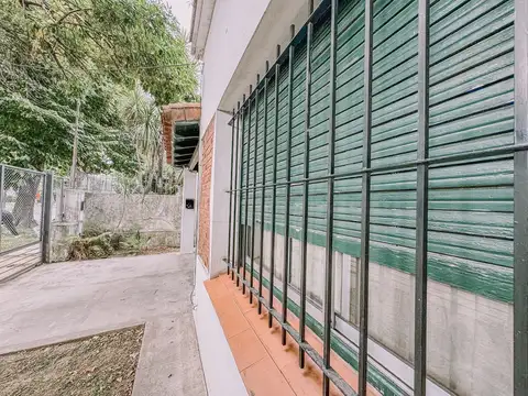 Casa en Venta en Adrogue, USD 144.999