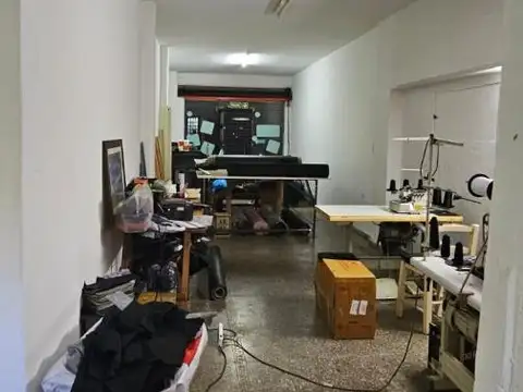 Local en Venta 40 años