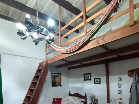 Casa céntrica en venta, Gral. Las Heras, Bs As. Cod.20081