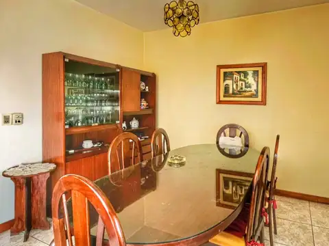 Departamento 4 ambientes con 2 baños