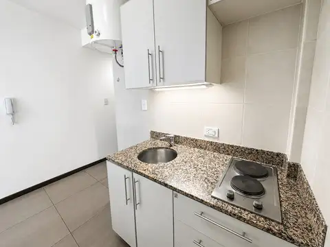 Excelente Monoambiente Santiago y Rioja