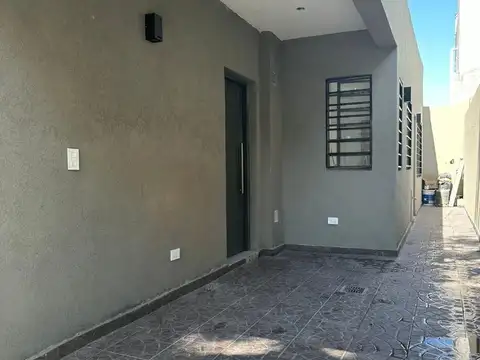 Depto Tipo Casa 3 ambientes con 1 baño