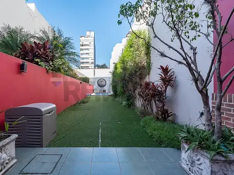 VENTA TRIPLEX PILETA, PARRILLA, GARAGE ALMAGRO