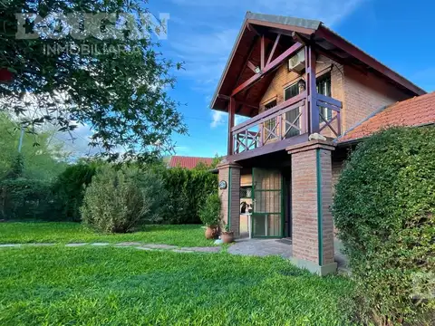 Casa en Venta con 1 cochera