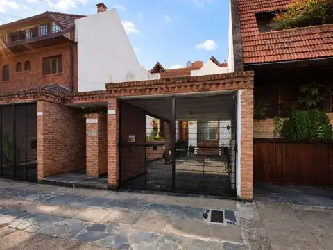 Depto Tipo Casa en Venta de 5 ambientes