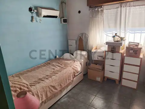 Casa en Venta con 10 cocheras