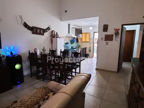 Casa en Venta en Colonia Caroya, USD 90.000