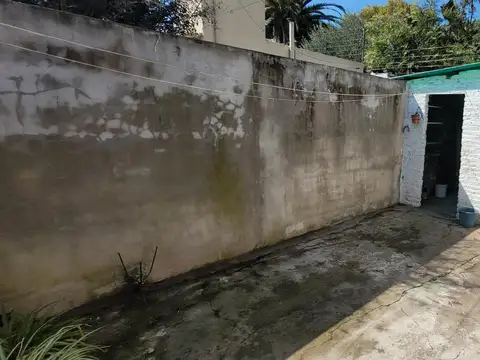 PH en Olivos de ambientes con patio