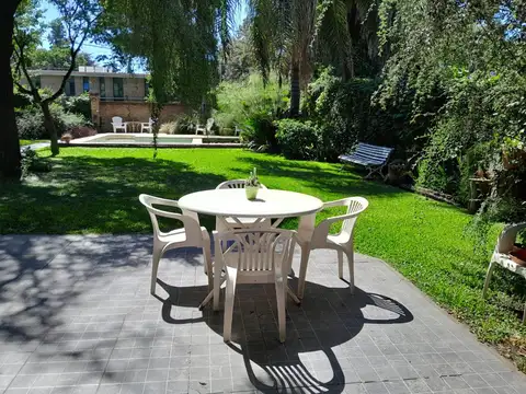 Venta casa Funes con pileta y dos plantas