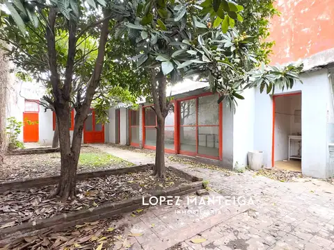 Galpón con oficinas Alquiler en Villa Ortuzar