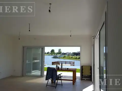 Casa en Alquiler en El Canton - Norte, USD 2.000