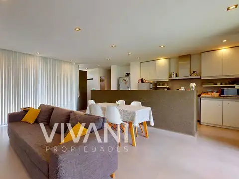 Venta de Casa 3 dormitorios 8 entre 656 y 657 La Plata