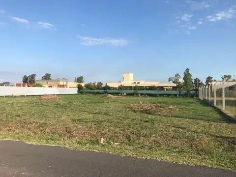Terreno en venta - 914Mts2 - Luján