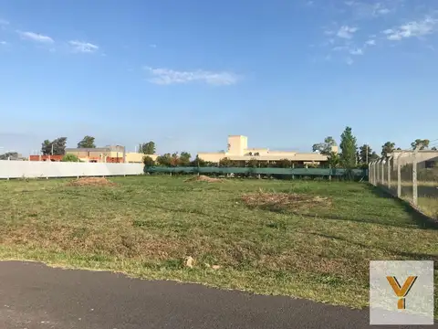 Terreno en Venta de 914,0 m2