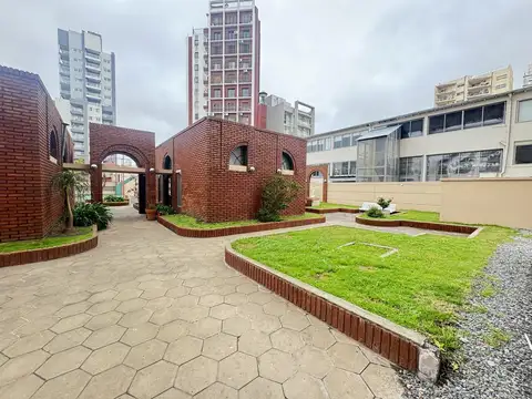 Departamento 4 ambientes con dependencias Bernal Centro