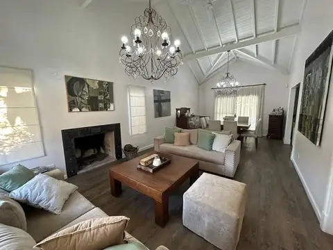 Casa en Venta en La Caballeriza, USD 290.000