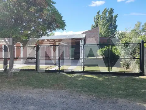 VENTA CASA 2 DORMITORIOS URBANIZACION BOSCH NEUQUE