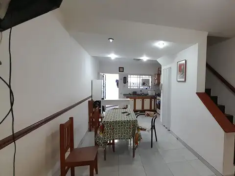 Depto Tipo Casa en Venta 20 años