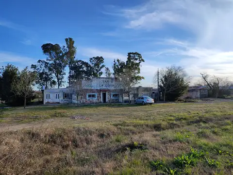 Salón comercial y casa en venta sobre ruta 130 Villa Elisa ER