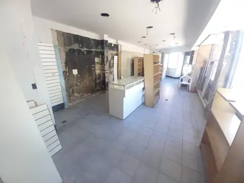 Local en Venta en Munro, USD 350.000
