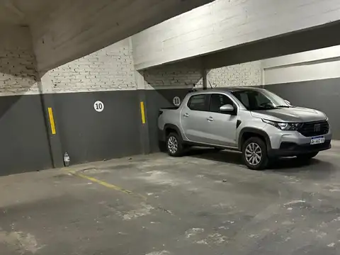 COCHERA CUBIERTA EN VENTA LA PLATA