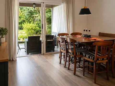 Casa en Alquiler de 3 dormitorios