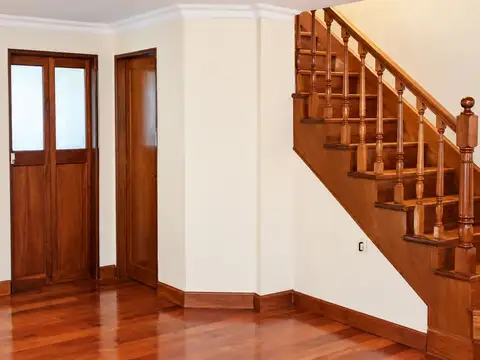 Casa en Venta en Martínez, USD 310.000