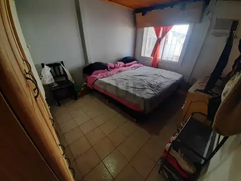 Departamento 5 ambientes con 1 baño