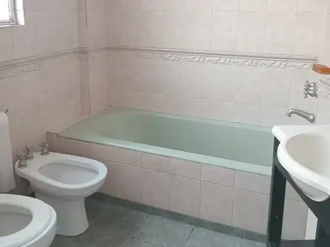 Avenida Carlos Calvo 3600