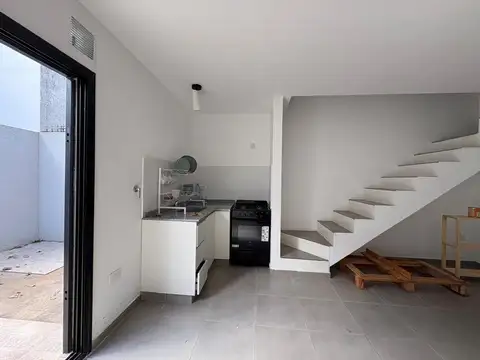 Departamento en Alquiler en Belen de Escobar, $ 700.000