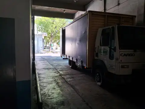 Galpon E/contenedor Santa Catalina y F. Rabanal Parabolico