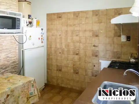 Casa 4 ambientes con 1 baño
