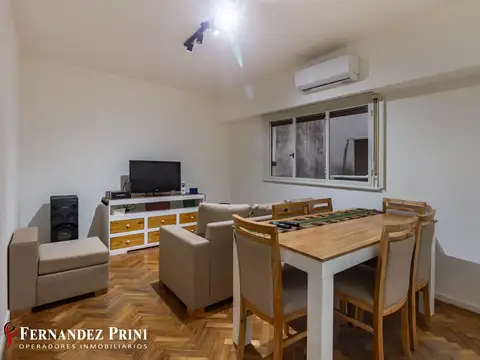 Muy buen dos ambientes con lavadero independiente en Recoleta