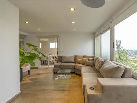 Departamento en Venta con 2 cocheras
